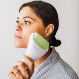 Kanjo Ice Therapy Massager Facial 2-1/2 X 3-1/2 X 7-1/2 Inch Reusable (1236448_EA) 1/EA