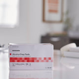 McKesson Alcohol Prep Pad 70% Strength Isopropyl Alcohol Individual Packet Large Sterile (225940_CS) 1000/CS