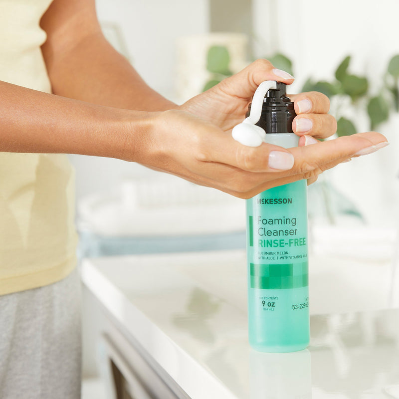 McKesson Rinse-Free Body Wash Foaming 9 oz. Pump Bottle Cucumber Melon Scent (877020_CS) 12/CS