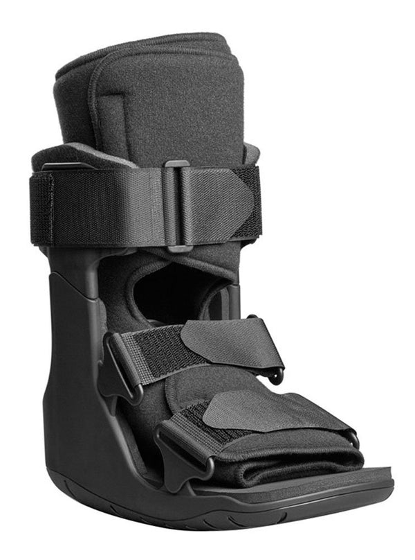 XcelTrax® Ankle Walker Boot Non-Pneumatic Adult Small Short (783562_EA) 1/EA