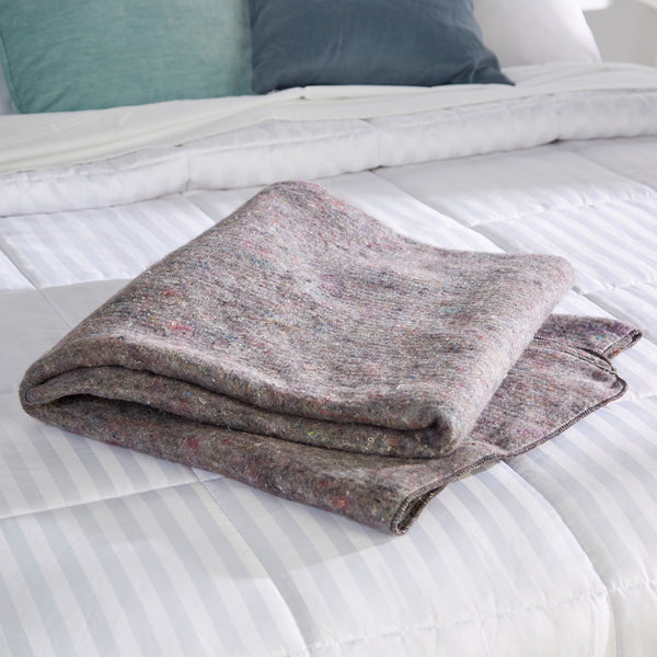 McKesson Blanket 62 X 80 Inch Wool / Synthetic Fabric 2.5 lbs. (1089775_CS) 12/CS