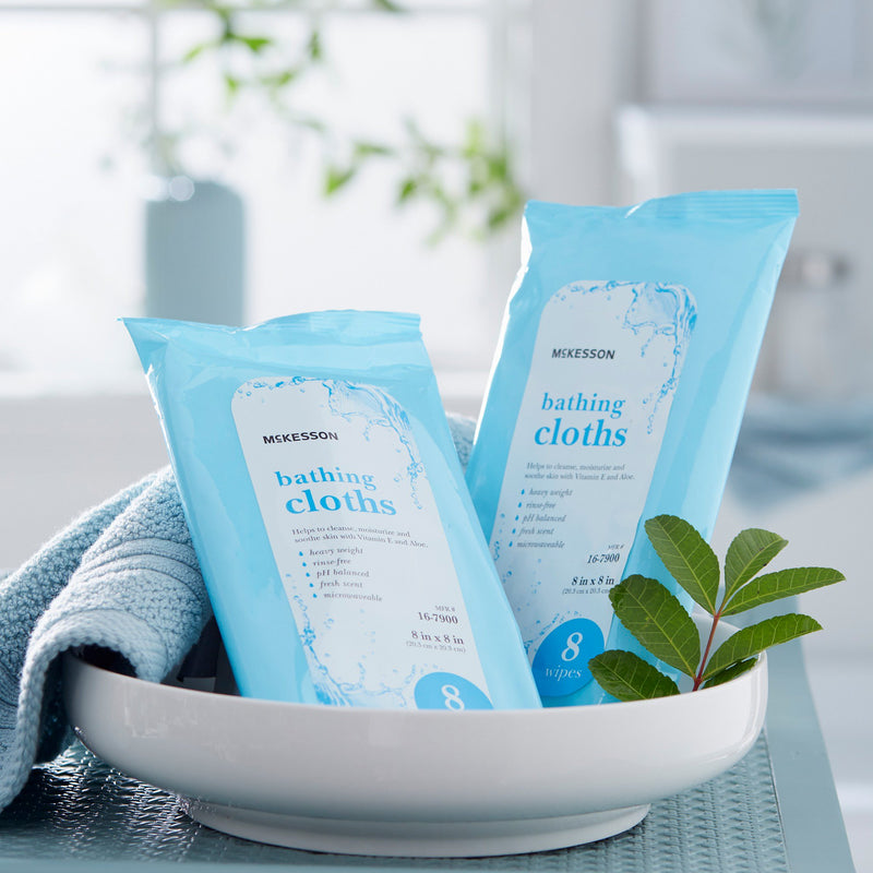 McKesson Rinse-Free Bath Wipe Soft Pack Scented 8 Count (1121227_CS) 352/CS