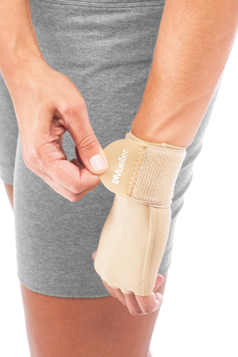 Mueller® Compression & Support Gloves Compression Glove Fingerless Small / Medium Over-the-Wrist Length Ambidextrous (1141666_EA) 1/EA