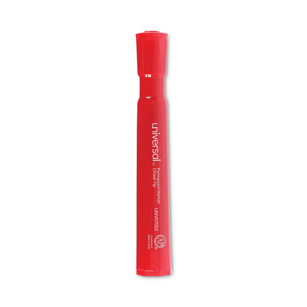 Universal™ Chisel Tip Permanent Marker, Broad Chisel Tip, Red, Dozen (UNV07052)