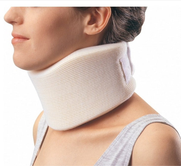 ProCare® Form Fit™ Cervical Collar Contoured / Medium Density Adult Large One-Piece 4-1/2 Inch Height 22-1/2 Inch Length 15 to 20 Inch Neck Circumference (410211_EA) 1/EA