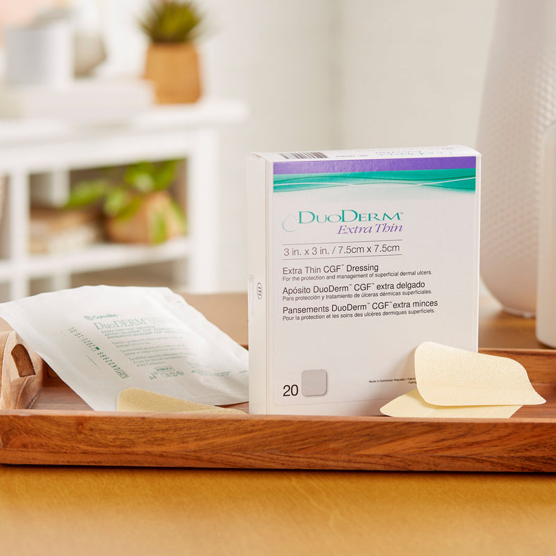 DuoDERM® Extra Thin CGF® Thin Hydrocolloid Dressing Film Backing 3 X 3 Inch Square Hydrocolloid / Film (205195_EA) 1/EA