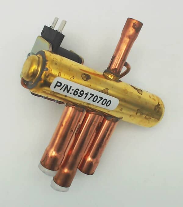 ClimateMaster S69170700 Rv Kit W/24V  Solenoid 1T (CLMMS69170700) Each