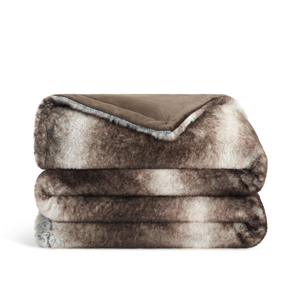 Aston & Arden Bronze Moon Poly Faux Fur Throw 50x70 Brown Ombre (P-TH-FF-5070-BR) 1/EA