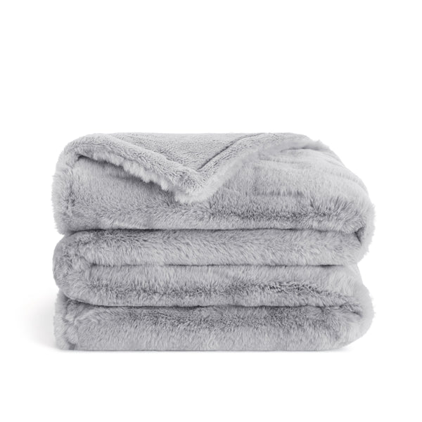 Aston & Arden Luxe Gray Mink Poly Faux Fur Throw 50x70 Light Grey (P-TH-FF-5070-LG) 1/EA