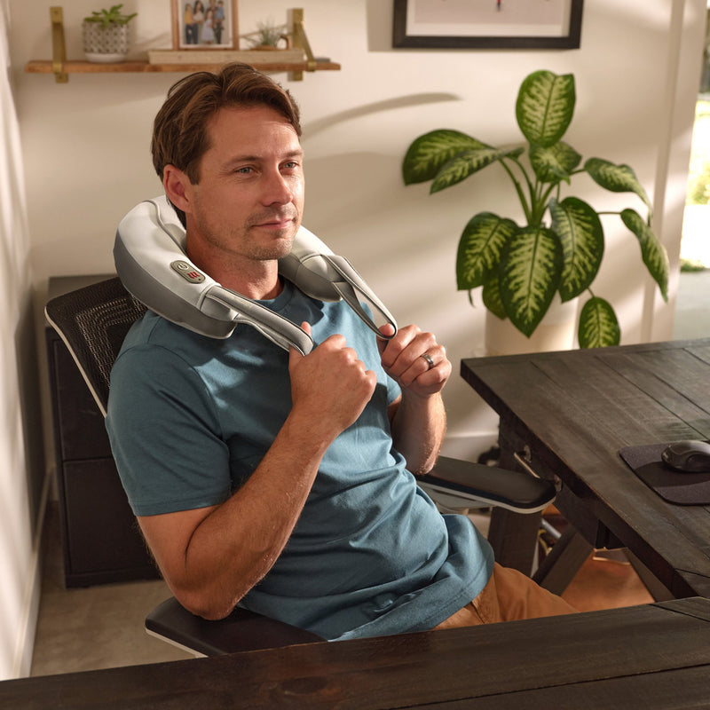 HoMedics® Pro Therapy Hand-Held Neck Massager with Heat HoMedics® Pro Therapy (1253812_CS) 4/CS