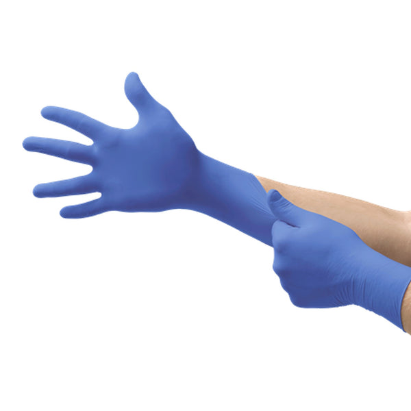 Ultraform® Exam Glove Small / Medium NonSterile Nitrile Standard Cuff Length Textured Fingertips Blue Not Rated (1048426_BX) 300/BX