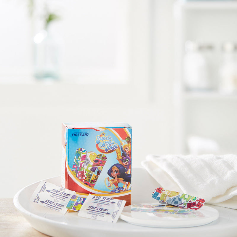 American® White Cross Stat Strip® Adhesive Strip 3/4 X 3 Inch Plastic Rectangle Kid Design (DC Super Hero Girls) Sterile (1018040_BX) 100/BX